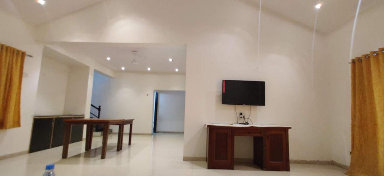 Вилла Air 2Bhk Infinity Игатпури Экстерьер фото